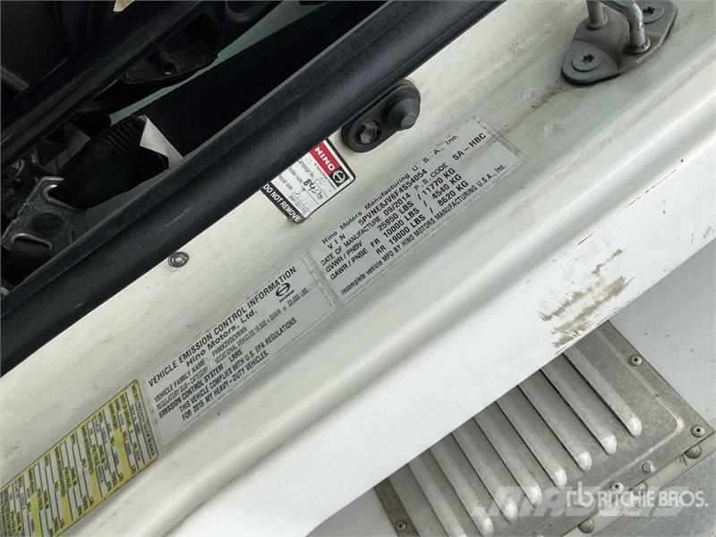 Hino 268 탑차 트럭