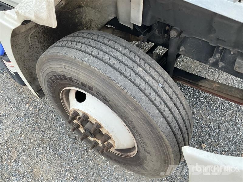 Hino 268 Camion Fourgon