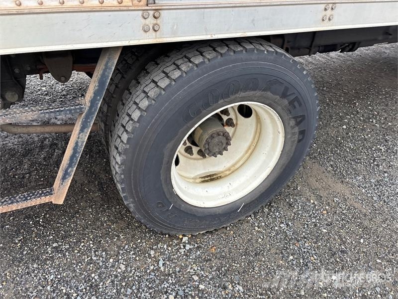Hino 268 탑차 트럭