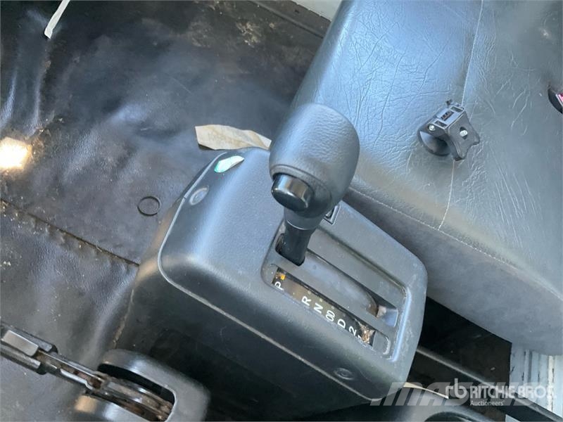 Hino 268 탑차 트럭
