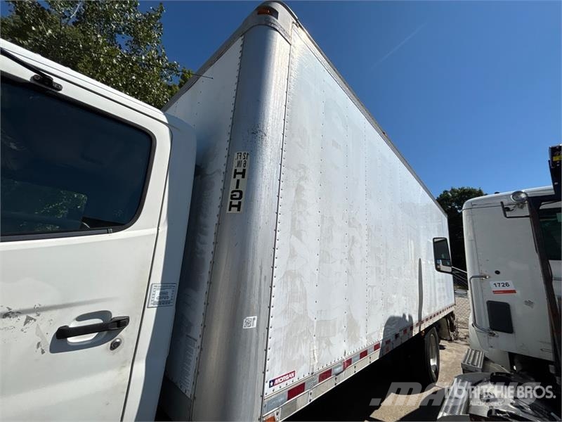 Hino 268 شاحنات ذات هيكل صندوقي