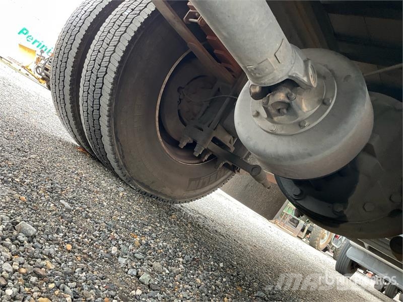 Hino 268 탑차 트럭