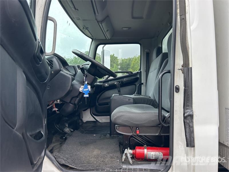 Hino 268 Camion Fourgon