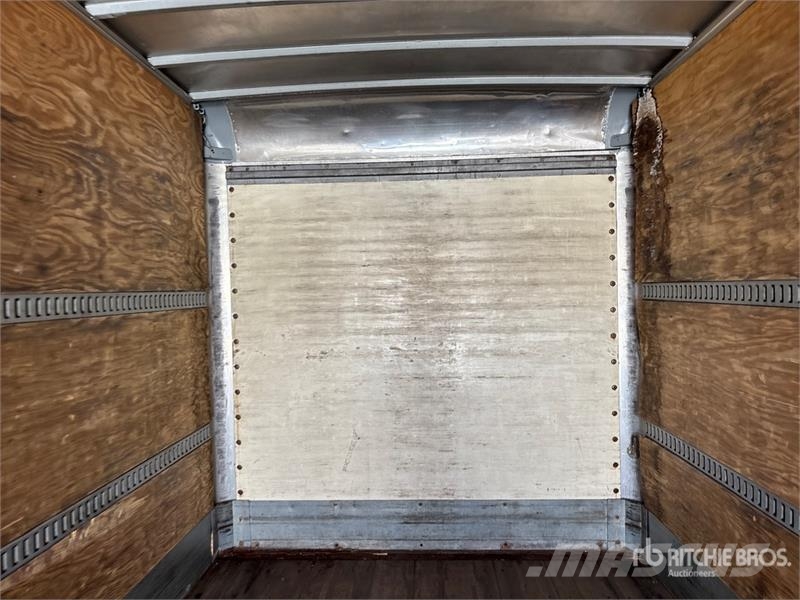 Hino 268 Bakwagens met gesloten opbouw