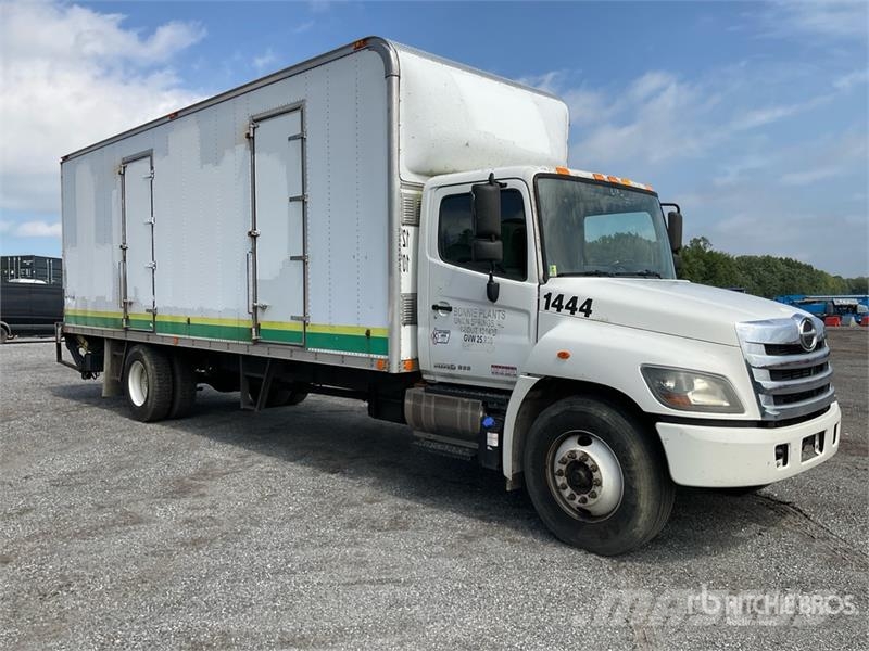 Hino 268 탑차 트럭