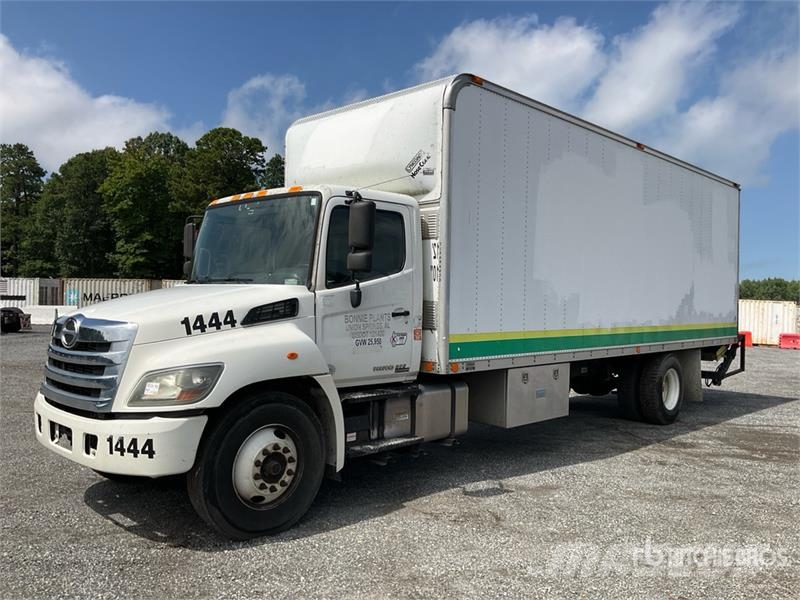 Hino 268 탑차 트럭