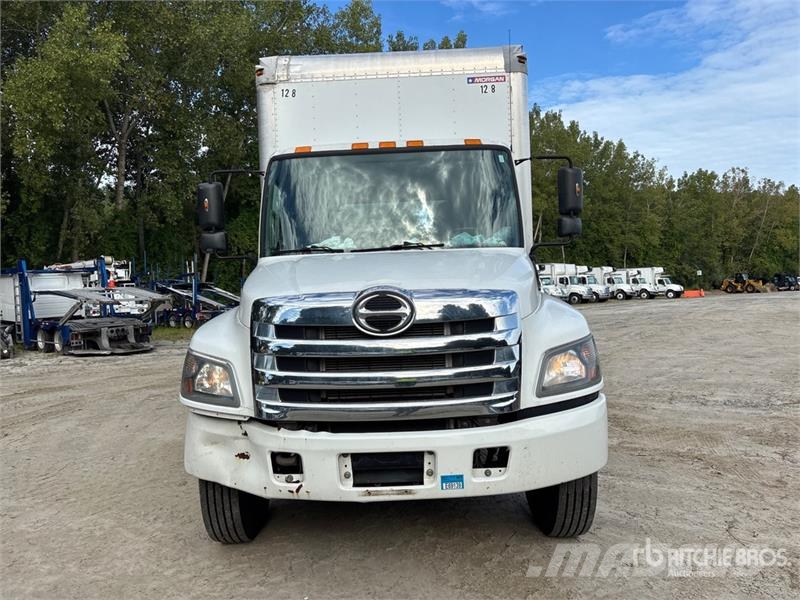 Hino 268 Furgons