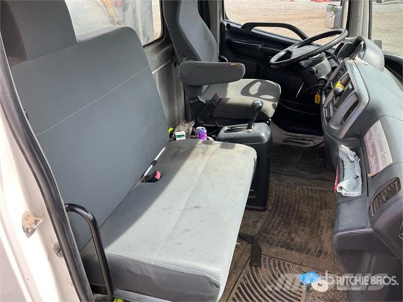 Hino 268 Vakuumski tovornjaki