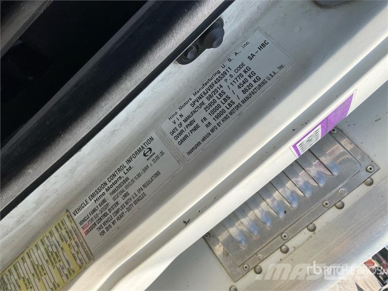 Hino 268 탑차 트럭