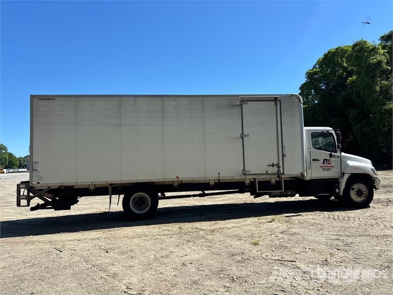 Hino 268 Kofferaufbau