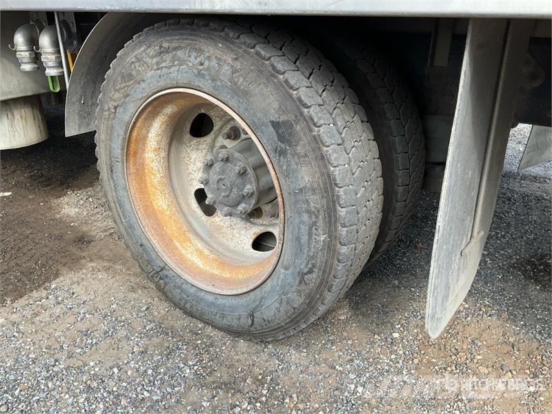 Hino 268 Slamsuger