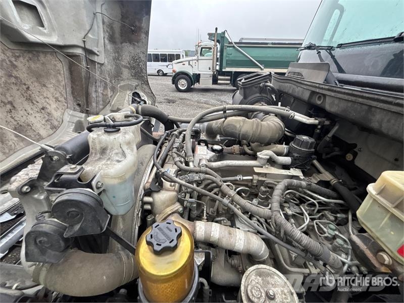 Hino 268 탑차 트럭