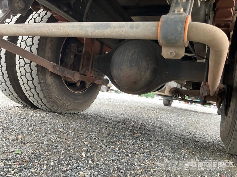 Hino 268 Dobozos teherautók