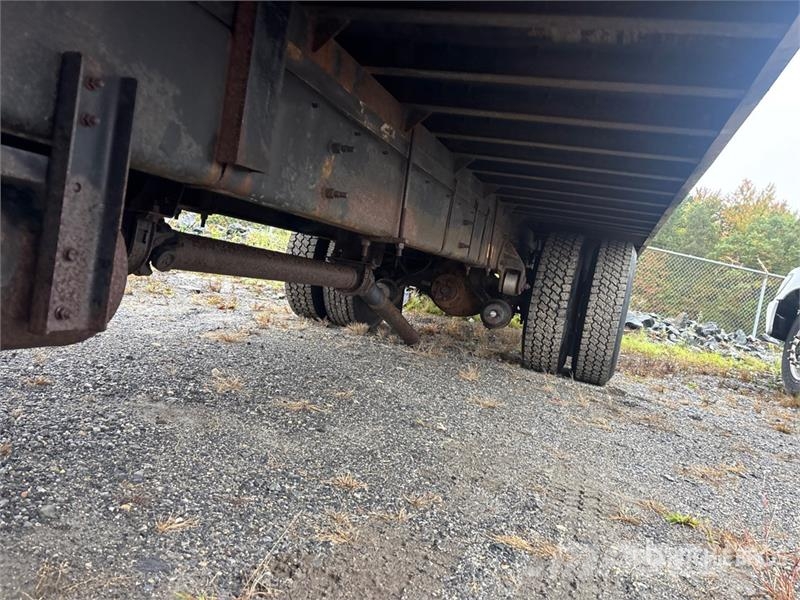 Hino 268 貨箱式卡車