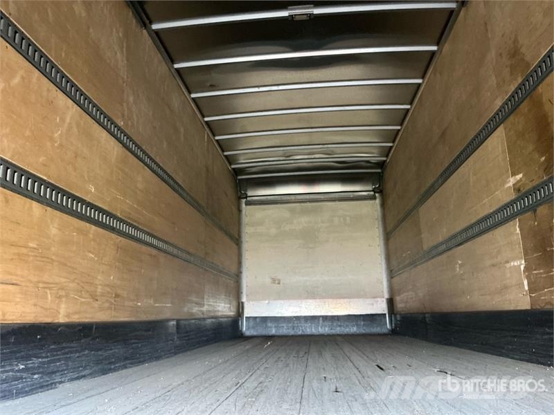 Hino 268 Camiones caja cerrada