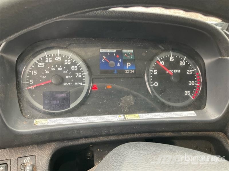 Hino 268 Dobozos teherautók