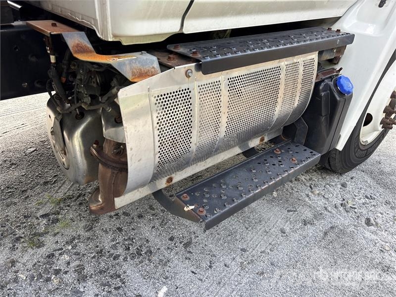 Hino 268 Furgons