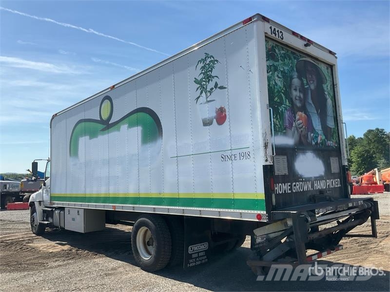 Hino 268 탑차 트럭