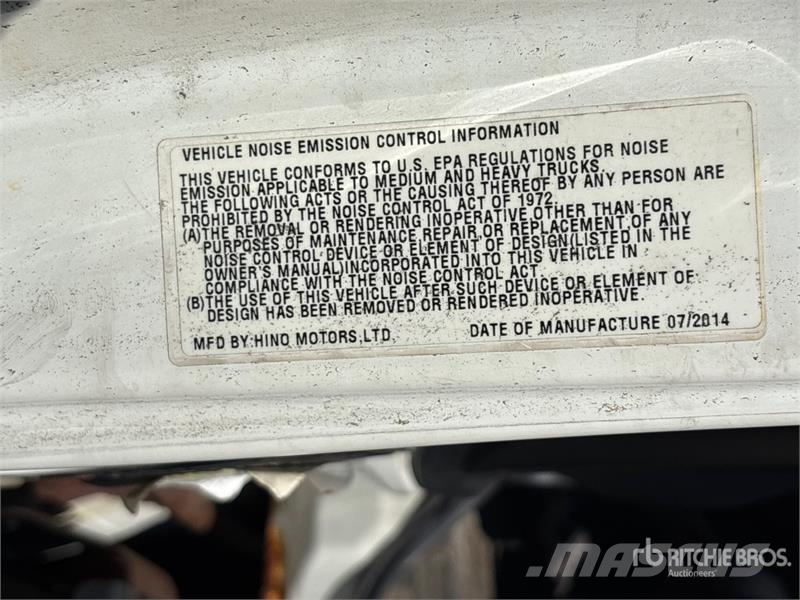 Hino 268 شاحنات ذات هيكل صندوقي