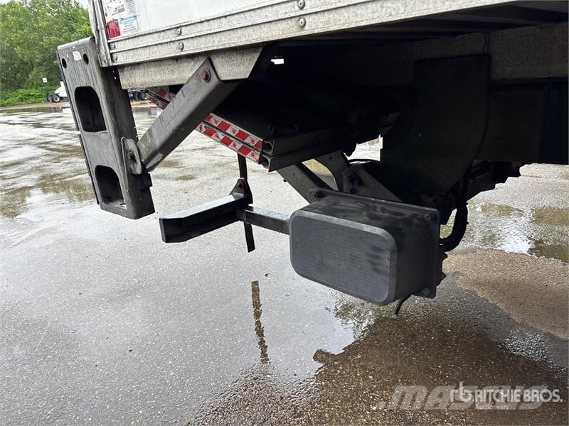 Hino 268 Camiones caja cerrada