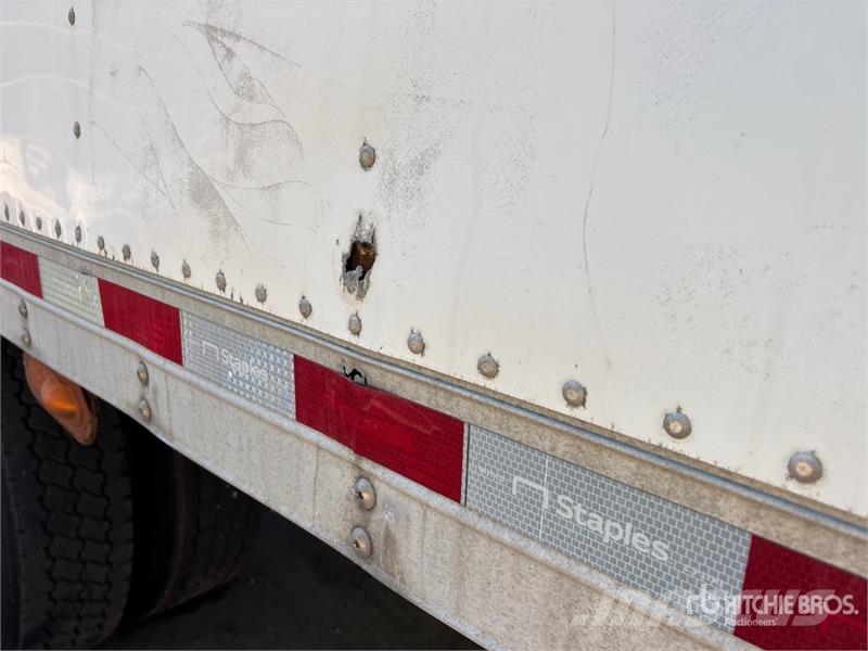 Hino 268 شاحنات ذات هيكل صندوقي