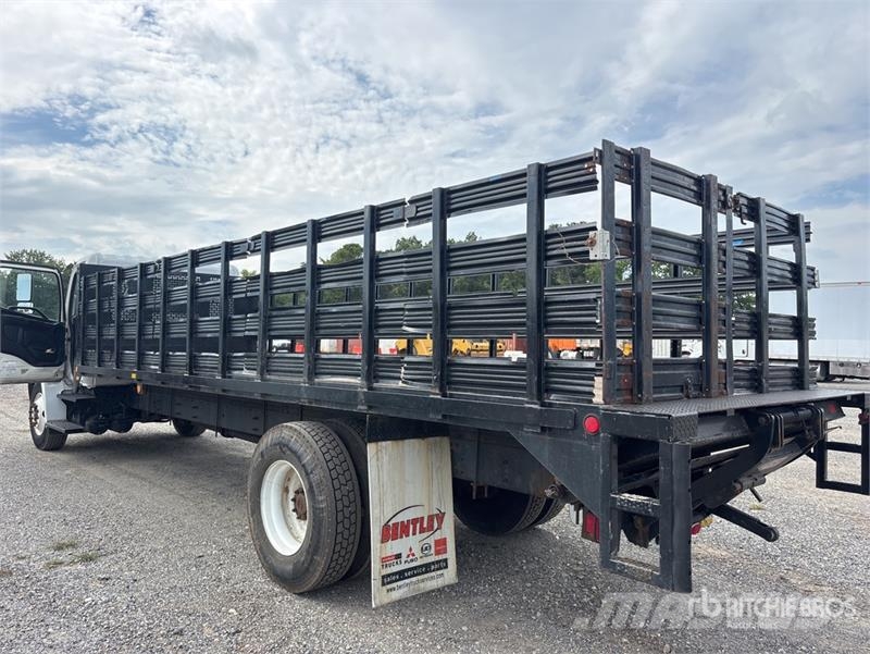Hino 268 4x2 Flatbed Truck Lastbil med lad/Flatbed