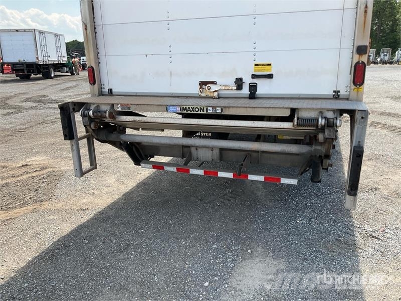 Hino 268A 4x2 Van Truck Kofferaufbau