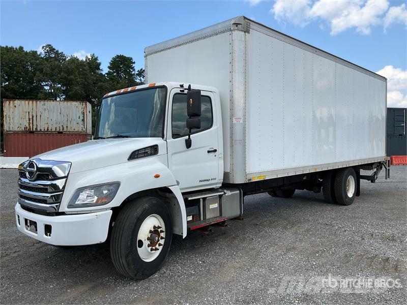 Hino 268A 4x2 Van Truck Kofferaufbau