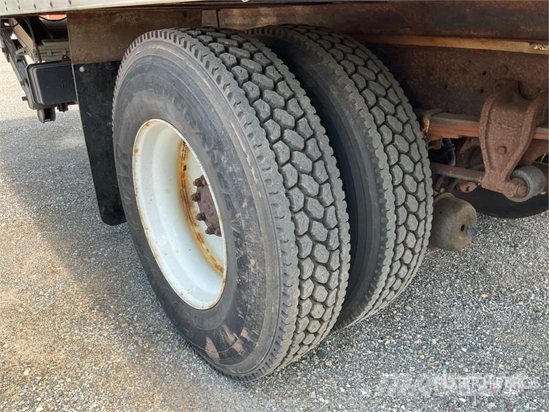 Hino 268A 4x2 Van Truck Kofferaufbau