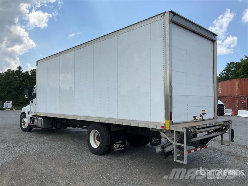Hino 268A 4x2 Van Truck Kofferaufbau