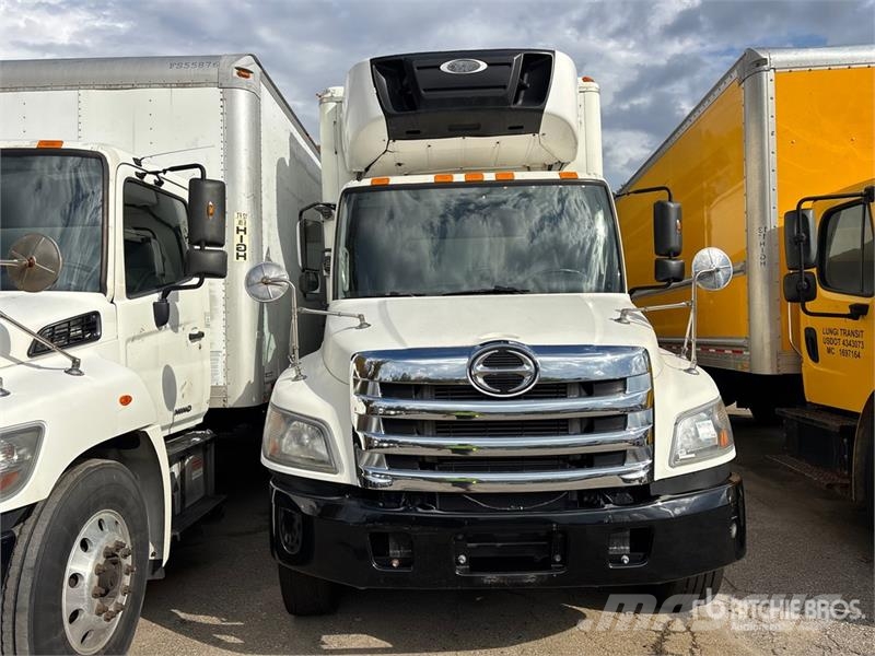 Hino 338 Kravas automašīnas - refrižeratori