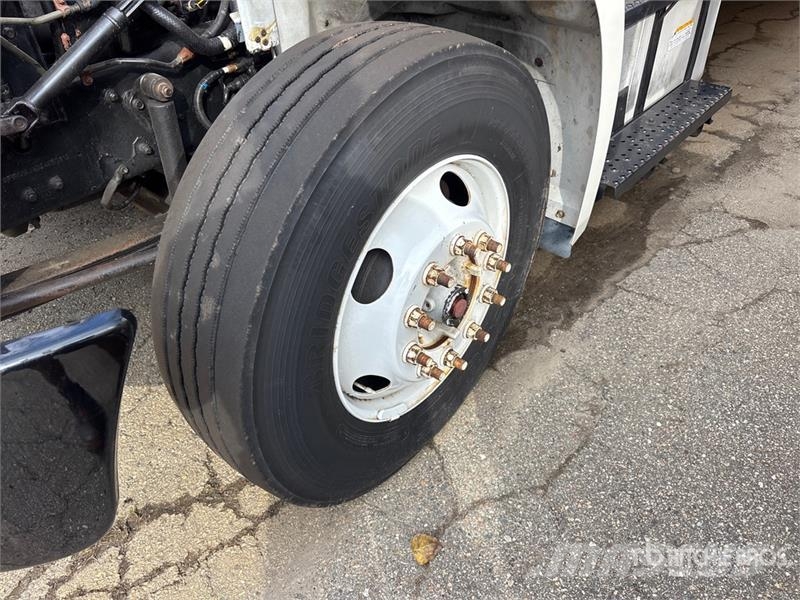 Hino 338 Kravas automašīnas - refrižeratori