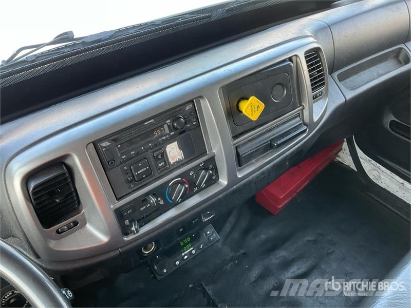 Hino 338 С температурен контрол