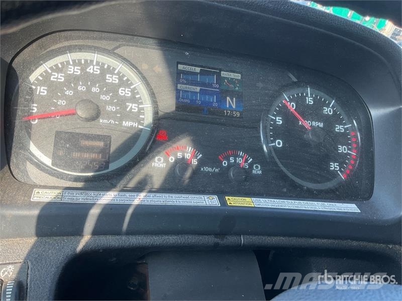 Hino 338 С температурен контрол
