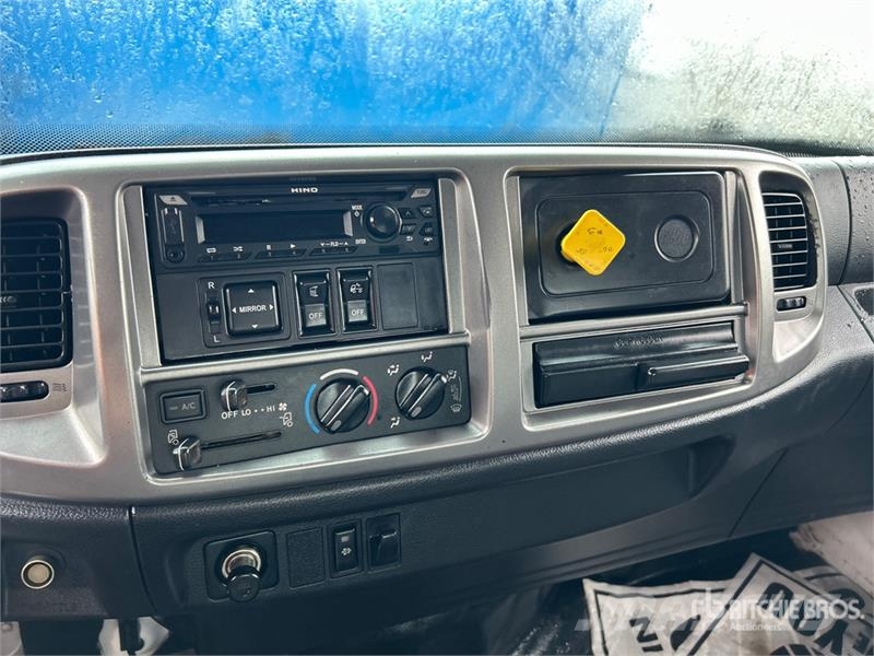 Hino 338 Caminhões de mesa/dropside