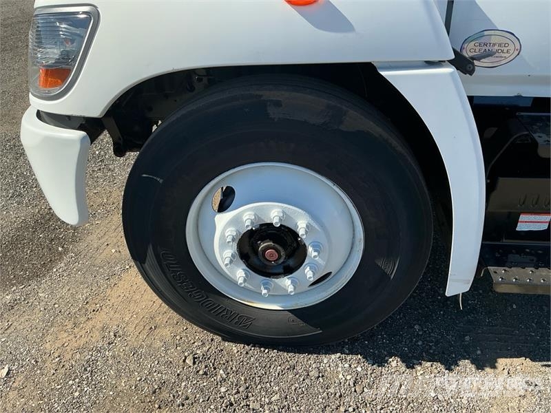 Hino 338 Camiões caixa temperatura controlada