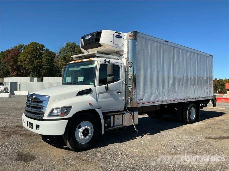 Hino 338 Camiões caixa temperatura controlada