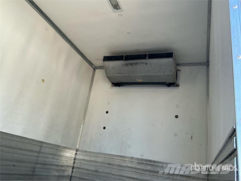 Hino 338 Camiões caixa temperatura controlada