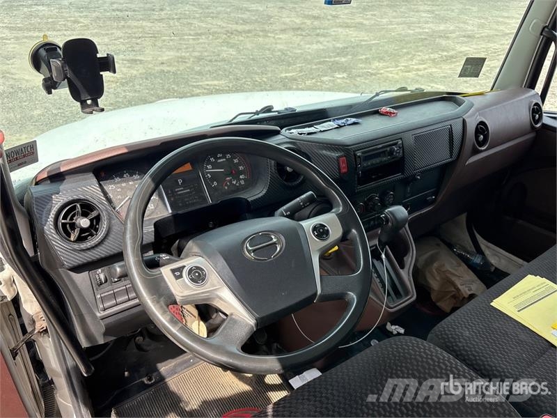 Hino L6 4x2 Van Truck Φορτηγά Κόφα