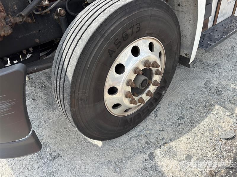 Hino L6 4x2 Van Truck Φορτηγά Κόφα