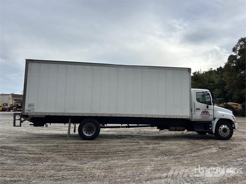 Hino L6 4x2 Van Truck Tovornjaki zabojniki