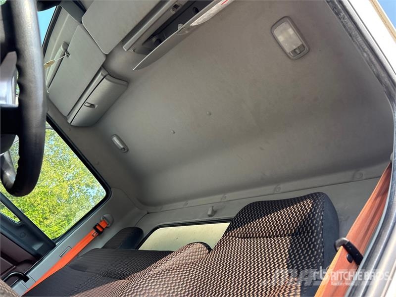 Hino L6 4x2 Van Truck 탑차 트럭