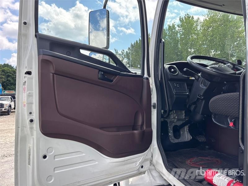 Hino L6 4x2 Van Truck 탑차 트럭