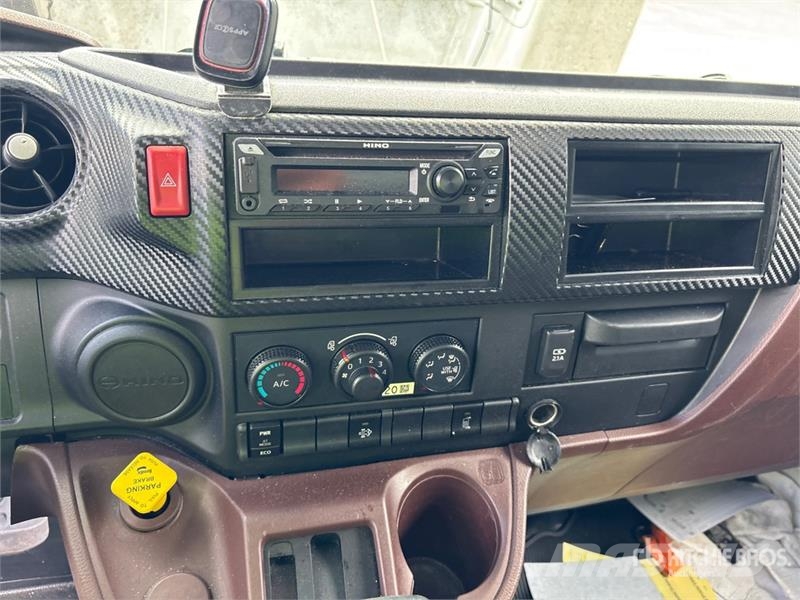 Hino L6 4x2 Van Truck 탑차 트럭