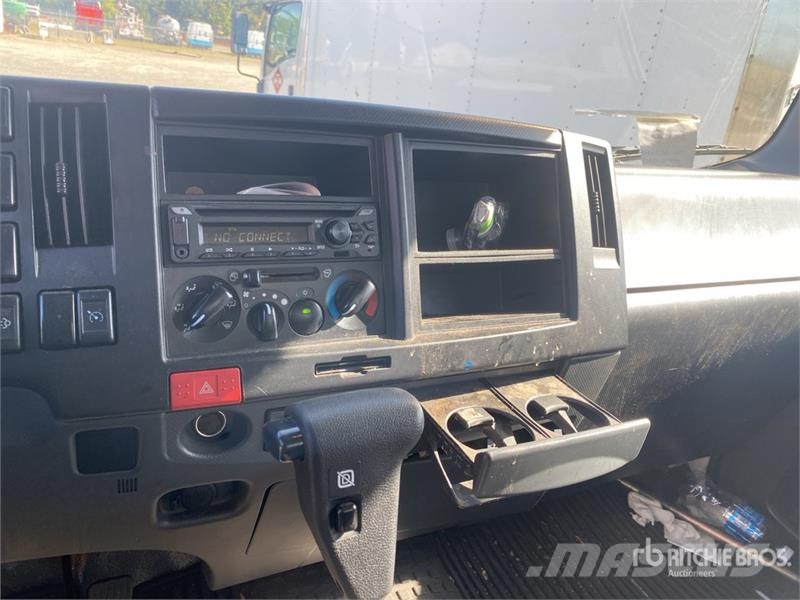 Hino S4 4x2 Van Truck Box trucks