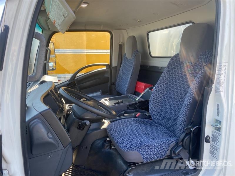 Hino S4 4x2 Van Truck Box trucks