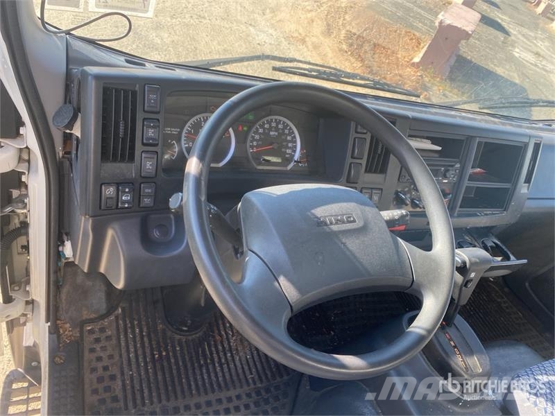 Hino S4 4x2 Van Truck Box trucks