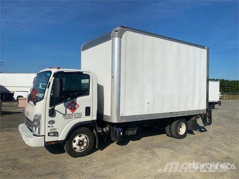 Hino S4 4x2 Van Truck Box trucks