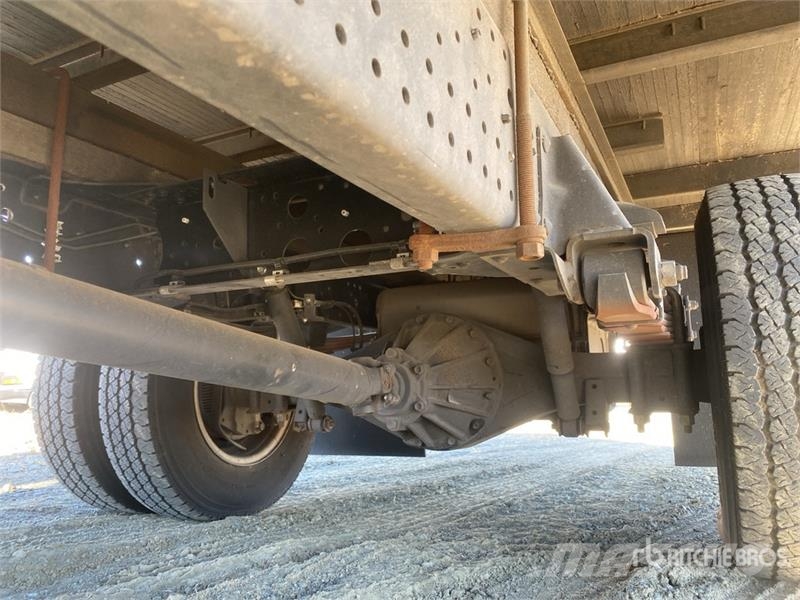 Hino S4 4x2 Van Truck Box trucks
