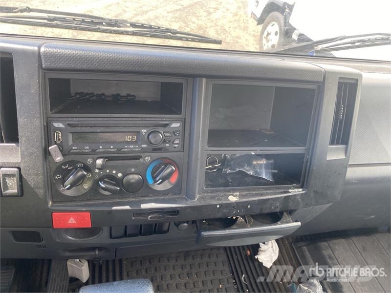 Hino S4 4x2 Van Truck Box trucks